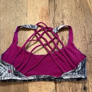 Lululemon Women's Purple and Gray Sports Bra